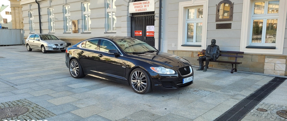 Jaguar XF cena 40000 przebieg: 151000, rok produkcji 2010 z Biecz małe 301